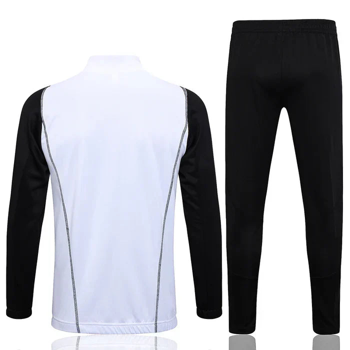 Conjunto Real Madrid 2023/24 - Branco/Preto