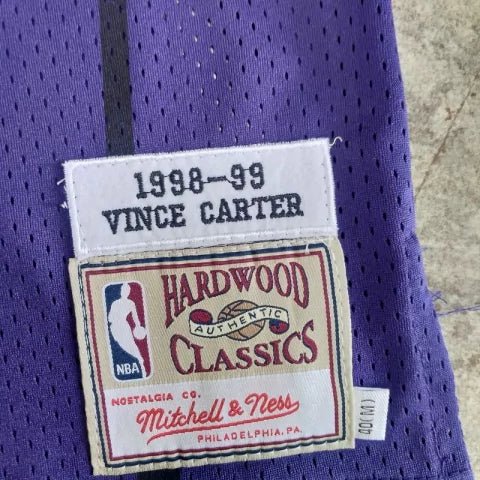 Regata NBA Toronto Raptors Retrô 1998-1999 Mitchell & Ness Authentic Carter 15 - Azul - Imagem 3