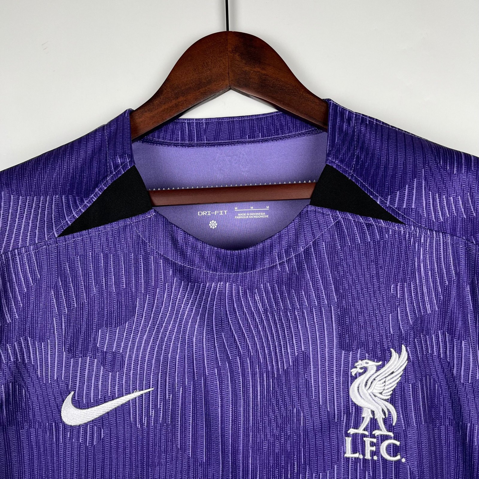 Camisa Liverpool 23/24 - Imagem 2