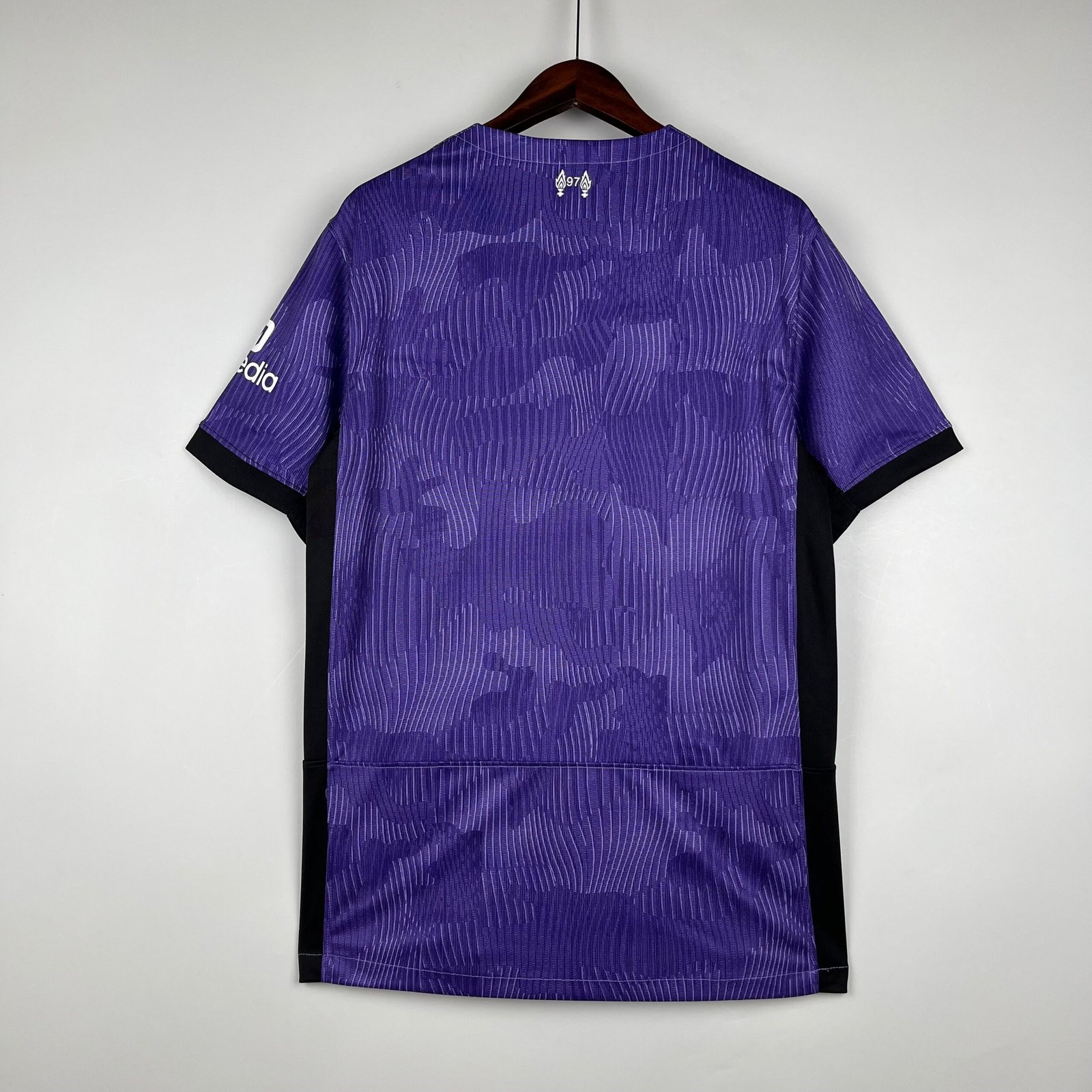 Camisa Liverpool 23/24 - Imagem 7