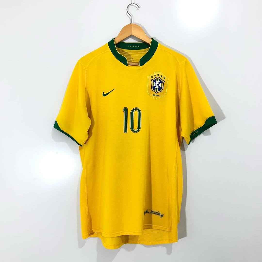 Camisa Retrô Brasil 2006/2008 Home Ronaldinho - Imagem 2